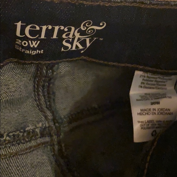 Terra & Sky Plus Size Straight Leg Jeans - Picture 5 of 7